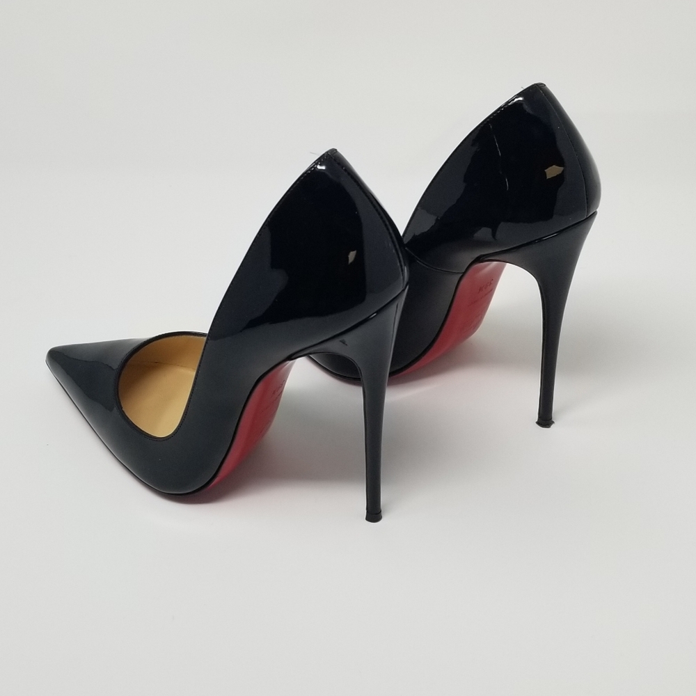 Christian Louboutin So Kate pumps 39.5